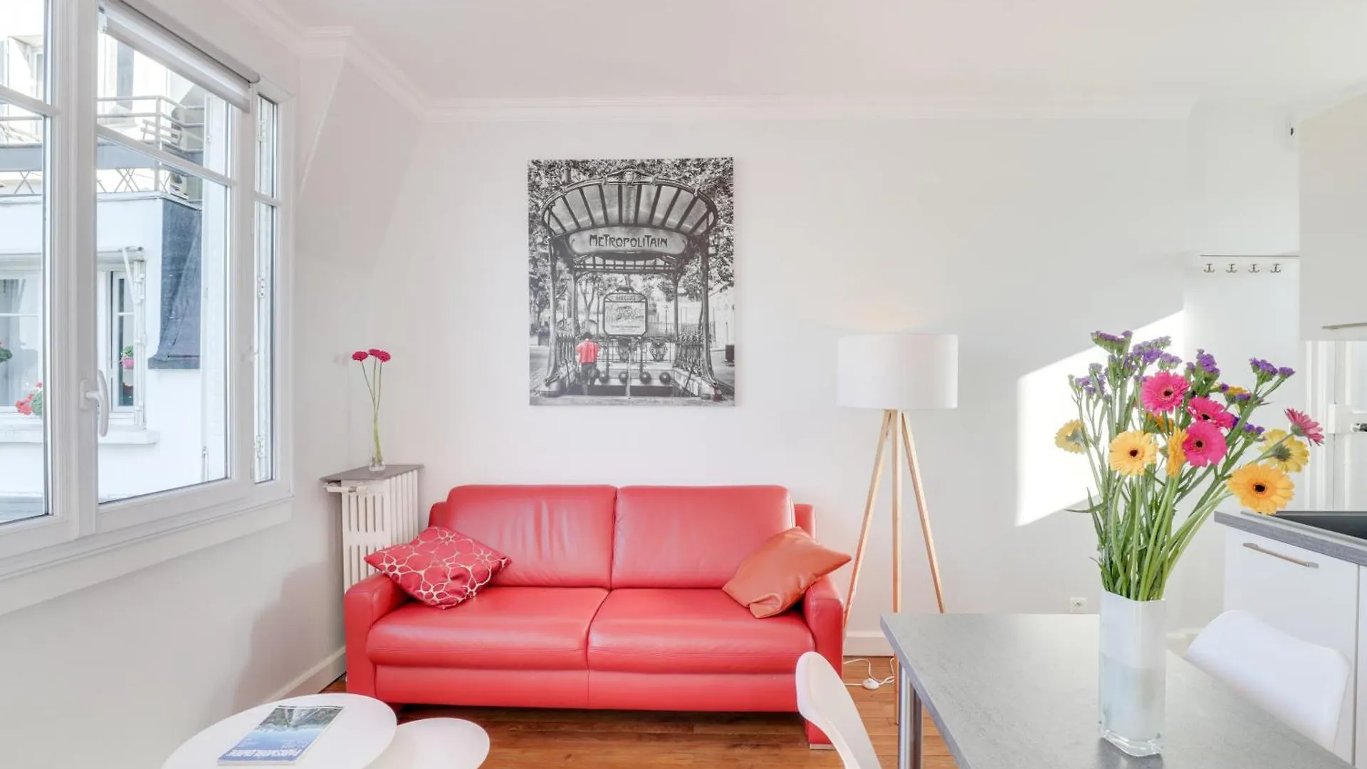 Eiffel Tower View + Terrace Saint Germain Des Pres Apartment Paris