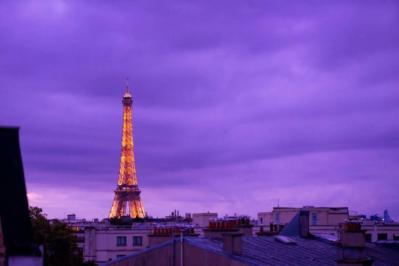 Eiffel Tower View + Terrace Saint Germain Des Pres Apartament
